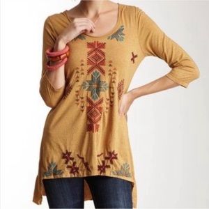 Johnny Was Aztec 3/4 Sleeve Tunic Women’s Size Small Mustard Yellow Embroidered